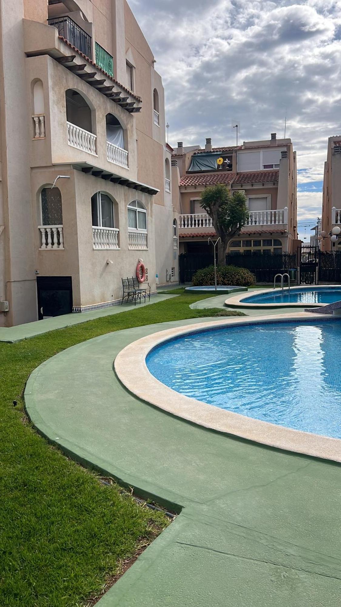 Seascape - Tranquil Studio Apartment Torrevieja Exterior foto